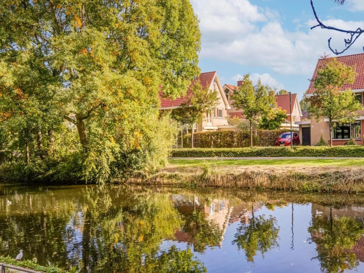 Comfy Holiday Home In Hoorn With French Balcony Bagian luar foto