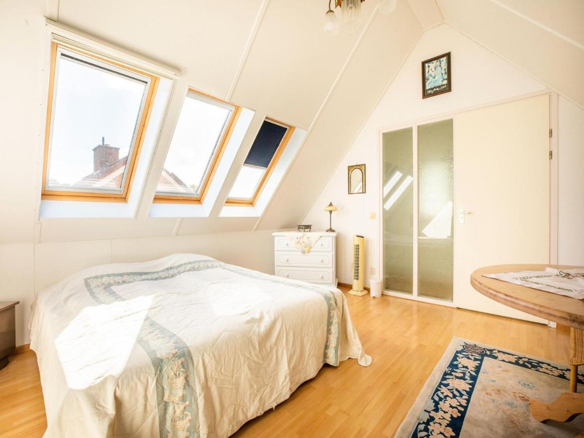 Comfy Holiday Home In Hoorn With French Balcony Bagian luar foto