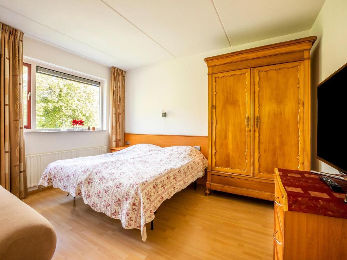 Comfy Holiday Home In Hoorn With French Balcony Bagian luar foto